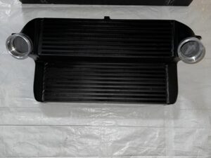 Tuning Ladeluftkühler für BMW X5 E70 3.0D X6 E71 X5 F15 X6 F16