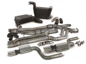 Audi RS6 4F C6 5.0 V10 Performance Paket: Ladeluftkühler EVO1, 3" Downpipes und 3" Sportauspuff RACI